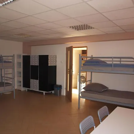Hostel & Zloty Feniks *